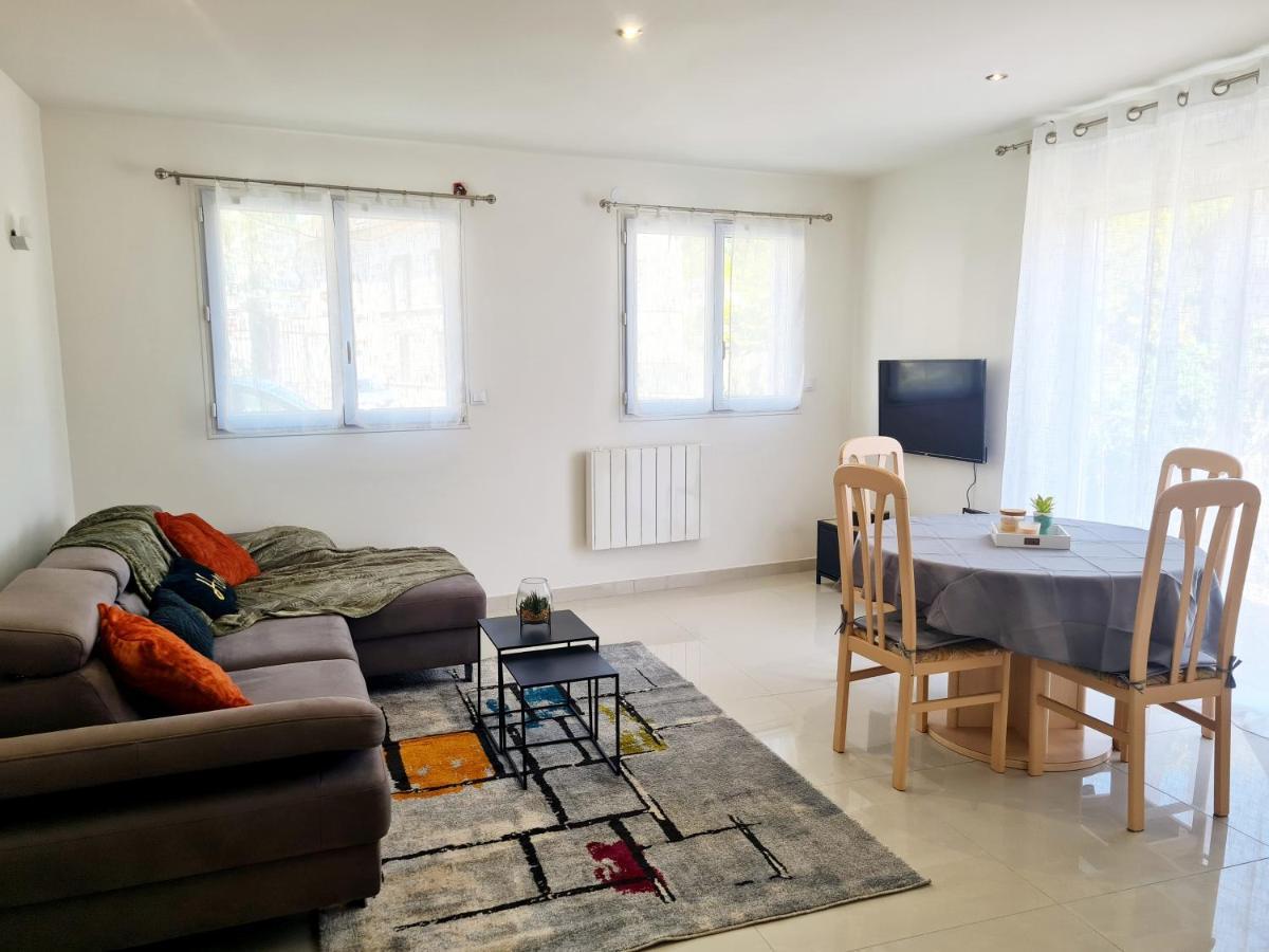 Le Vernonnais Moderne Vernon  Exteriör bild